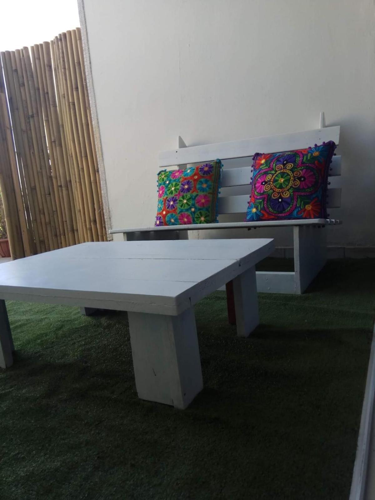 Stylish Apartment With A Patio Close To The Beach Eilat Ngoại thất bức ảnh
